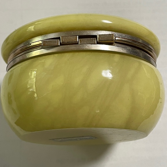 Alabaster hinged trinket box VINTAGE - Picture 6 of 6